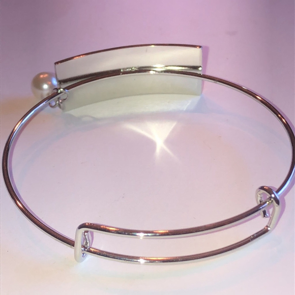 I Am An Original Silver Tone Boho Faux Pearl Bracelet She’s Brave Brand - Picture 4 of 4